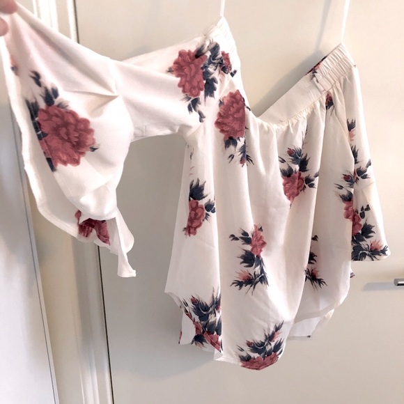 Oscar-St off shoulder Top Size XL (16) Like New! - Picture 5 of 5